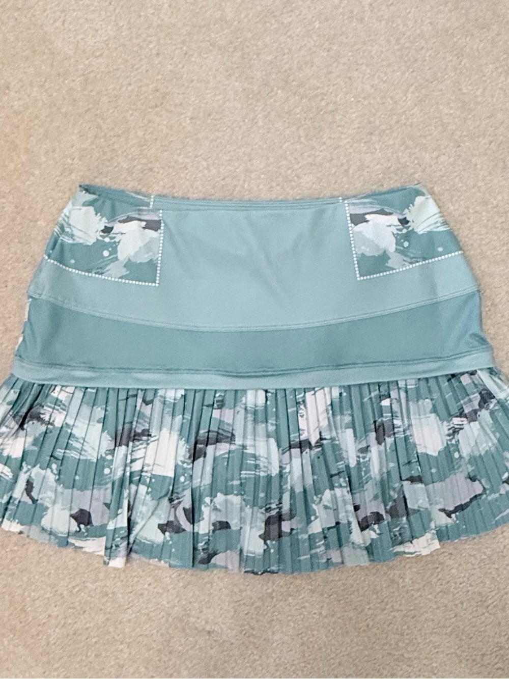 Lucky in Love “can’t find me love” Pleated Skirt with Camouflage Panels Sz M - Picture 2 of 7